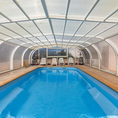 Apartment Banyuls-sur-mer: Spacious With Shared Pool *