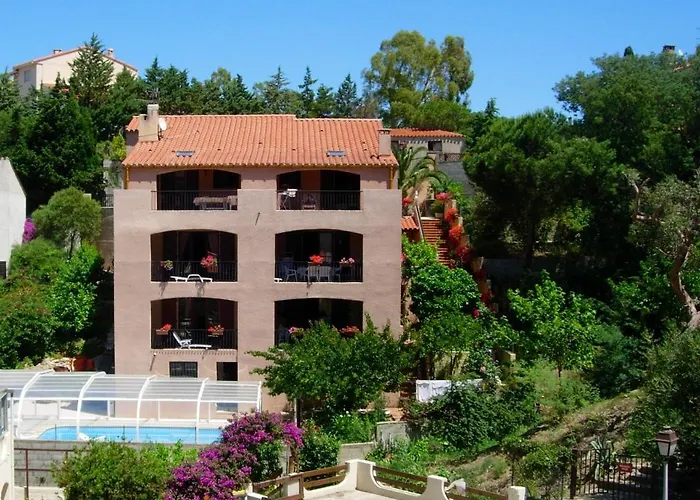 Διαμέρισμα Spacieux A Avec Piscine Partagee *